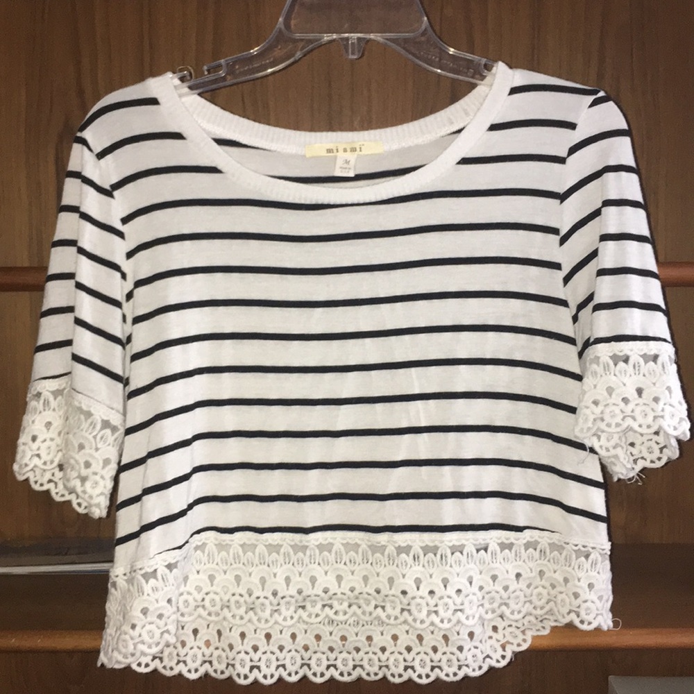 Cute striped lace shirt